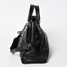 Load image into Gallery viewer, 極美品 BALENCIAGA バレンシアガ Le City ルシティ ブラック ハンドバッグ ショルダーバッグ 281770 シルバー金具 シルバースタッズ 中古 4a005559
