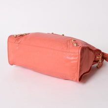 将图片加载到图库查看器，極美品 BALENCIAGA バレンシアガ ザ ジャイアントシティ レザー 2WAY ハンドバッグ ショルダーバッグ ピンク ゴールド金具 281770 中古 4a005561