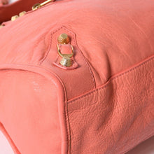 将图片加载到图库查看器，極美品 BALENCIAGA バレンシアガ ザ ジャイアントシティ レザー 2WAY ハンドバッグ ショルダーバッグ ピンク ゴールド金具 281770 中古 4a005561
