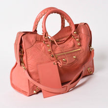 将图片加载到图库查看器，極美品 BALENCIAGA バレンシアガ ザ ジャイアントシティ レザー 2WAY ハンドバッグ ショルダーバッグ ピンク ゴールド金具 281770 中古 4a005561