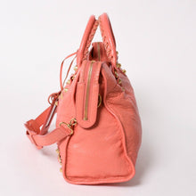 将图片加载到图库查看器，極美品 BALENCIAGA バレンシアガ ザ ジャイアントシティ レザー 2WAY ハンドバッグ ショルダーバッグ ピンク ゴールド金具 281770 中古 4a005561