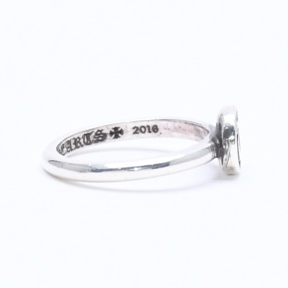 Very good condition CHROME HEARTS BUBBLEGUM RING INITIAL U Bubblegum ring initial U Weight approx. 1.82g Size 4 Used 4a005575