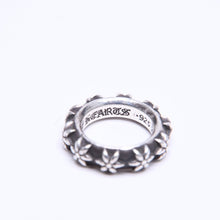 Load image into Gallery viewer, CHROME HEARTS クロムハーツ STAR BAND RING スター バンドリング 重量約10.89g サイズ9号 シルバー925 美品 中古 4a005570