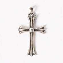 Load image into Gallery viewer, CHROME HEARTS クロムハーツ ラージクロス ベイル ネックレス 重量約39.5g STERLING刻印 スターリング シルバー 美品 中古 4a005596