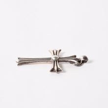 Load image into Gallery viewer, CHROME HEARTS クロムハーツ ラージクロス ベイル ネックレス 重量約39.5g STERLING刻印 スターリング シルバー 美品 中古 4a005596
