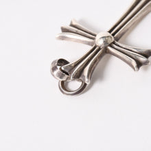 Load image into Gallery viewer, CHROME HEARTS クロムハーツ ラージクロス ベイル ネックレス 重量約39.5g STERLING刻印 スターリング シルバー 美品 中古 4a005596