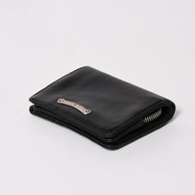 Load image into Gallery viewer, 極美品 CHROME HEARTS クロムハーツ WALLET JOEY ジョーイウォレット 二つ折り財布 ダガージップ スクロールラベル ブラック 中古 4a005594