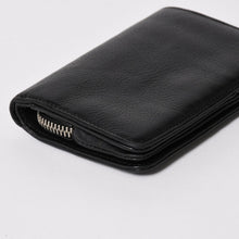 Load image into Gallery viewer, 極美品 CHROME HEARTS クロムハーツ WALLET JOEY ジョーイウォレット 二つ折り財布 ダガージップ スクロールラベル ブラック 中古 4a005594
