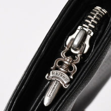 Load image into Gallery viewer, 極美品 CHROME HEARTS クロムハーツ WALLET JOEY ジョーイウォレット 二つ折り財布 ダガージップ スクロールラベル ブラック 中古 4a005594