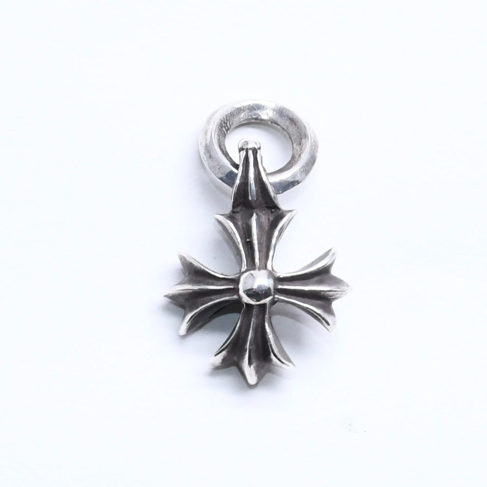Very Good Condition CHROME HEARTS CHARM CH PLUS CH Plus Charm Pendant Top Weight Approx. 6.11g Old Silver 925 Used 4a005587