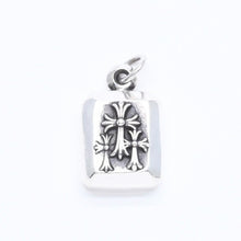 Load image into Gallery viewer, 極美品 CHROME HEARTS クロムハーツ CHARM EMRLD CUT 3CRS チャーム エメラルドカット 3クロス ペンダントトップ 重量10.40g 中古 4a005582