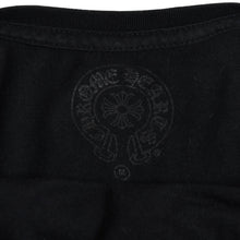 画像をギャラリービューアに読み込む, CHROME HEARTS クロムハーツ ネックロゴ ポケットロングスリーブTシャツ CHプラス ホースシュー スクロールラベル オールドイングリッシュロゴ ブラック Mサイズ 美品 中古 4a005569