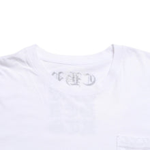 画像をギャラリービューアに読み込む, 極美品 CHROME HEARTS クロムハーツ バーティカルロゴ ポケットTシャツ CHプラス ホースシュー スクロールラベル ホワイト XLサイズ 中古 4a005589