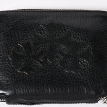 Load image into Gallery viewer, 極美品 CHROME HEARTS クロムハーツ クロスパッチ BABY BANK ROBBER 3セメタリー レザー ベイビー ウォレット 財布 CHクロス装飾 中古 4a005609