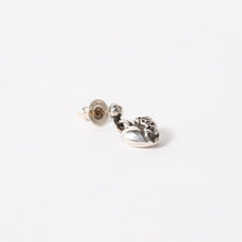 将图片加载到图库查看器，極美品 CHROME HEARTS クロムハーツ ハートドロップイヤリング 片耳 13刻印 2.4g シルバー925 中古 4a005548