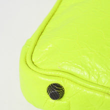 Load image into Gallery viewer, 極美品 BALENCIAGA バレンシアガ ル・カゴール クロスボディバッグ ショルダーバッグ イエロー グリーン 719065 中古 4a005101