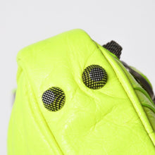 Load image into Gallery viewer, 極美品 BALENCIAGA バレンシアガ ル・カゴール クロスボディバッグ ショルダーバッグ イエロー グリーン 719065 中古 4a005101