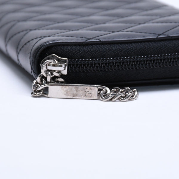 Like new CHANEL Cambon Line Round Zip Wallet Long Wallet A50078 19th Calfskin Black Silver Hardware Used 4a005664