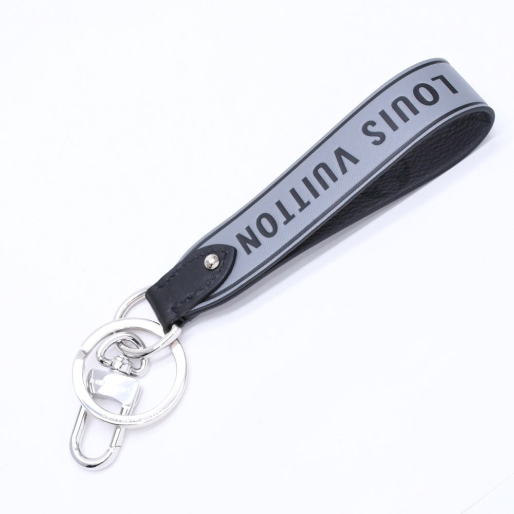極美品 LOUIS VUITTON ルイヴィトン ドラゴンヌ キャピタルLV キーホルダー モノグラム エクリプスキャンバス M00337 グレー 中古 4a005621