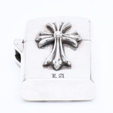 将图片加载到图库查看器，CHROME HEARTS クロムハーツ ZIPPO LIGHTERZ V4 V4 スモールCHクロス ジッポライター LA限定 重量約137.75g シルバー 美品 中古 4a005772