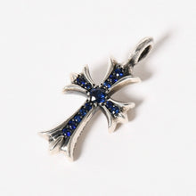 将图片加载到图库查看器，極美品 CHROME HEARTS クロムハーツ TNY CRSF P/SAP タイニーファットクロス パヴェサファイア チャーム 重量約6.14g シルバー925 中古 4a005599