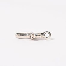 将图片加载到图库查看器，極美品 CHROME HEARTS クロムハーツ TNY CRSF P/SAP タイニーファットクロス パヴェサファイア チャーム 重量約6.14g シルバー925 中古 4a005599