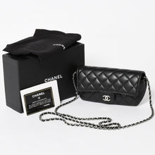 画像をギャラリービューアに読み込む, 新品未使用 CHANEL シャネル クラシック アイウェア ケース AP2044 31番台 ココマーク キャビアスキン ブラック シルバー金具 中古 4a005670