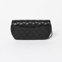 画像をギャラリービューアに読み込む, 新品未使用 CHANEL シャネル クラシック アイウェア ケース AP2044 31番台 ココマーク キャビアスキン ブラック シルバー金具 中古 4a005670