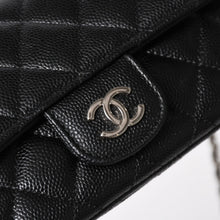 画像をギャラリービューアに読み込む, 新品未使用 CHANEL シャネル クラシック アイウェア ケース AP2044 31番台 ココマーク キャビアスキン ブラック シルバー金具 中古 4a005670