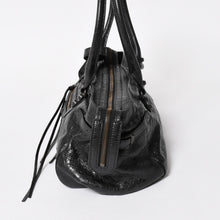 Load image into Gallery viewer, 極美品 BALENCIAGA バレンシアガ Le Cityn East-West アリーナ ラムスキン ブラスハードウェア 8457042 ブラック シルバー金具 中古 4a005472