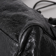 Load image into Gallery viewer, 極美品 BALENCIAGA バレンシアガ Le Cityn East-West アリーナ ラムスキン ブラスハードウェア 8457042 ブラック シルバー金具 中古 4a005472