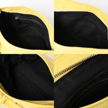 Load image into Gallery viewer, 極美品 BALENCIAGA バレンシアガ Le City レ シティ バッグ スモール 2WAYバッグ 7977892 アリーナラムスキン イエロ シルバー金具 中古 4a005463