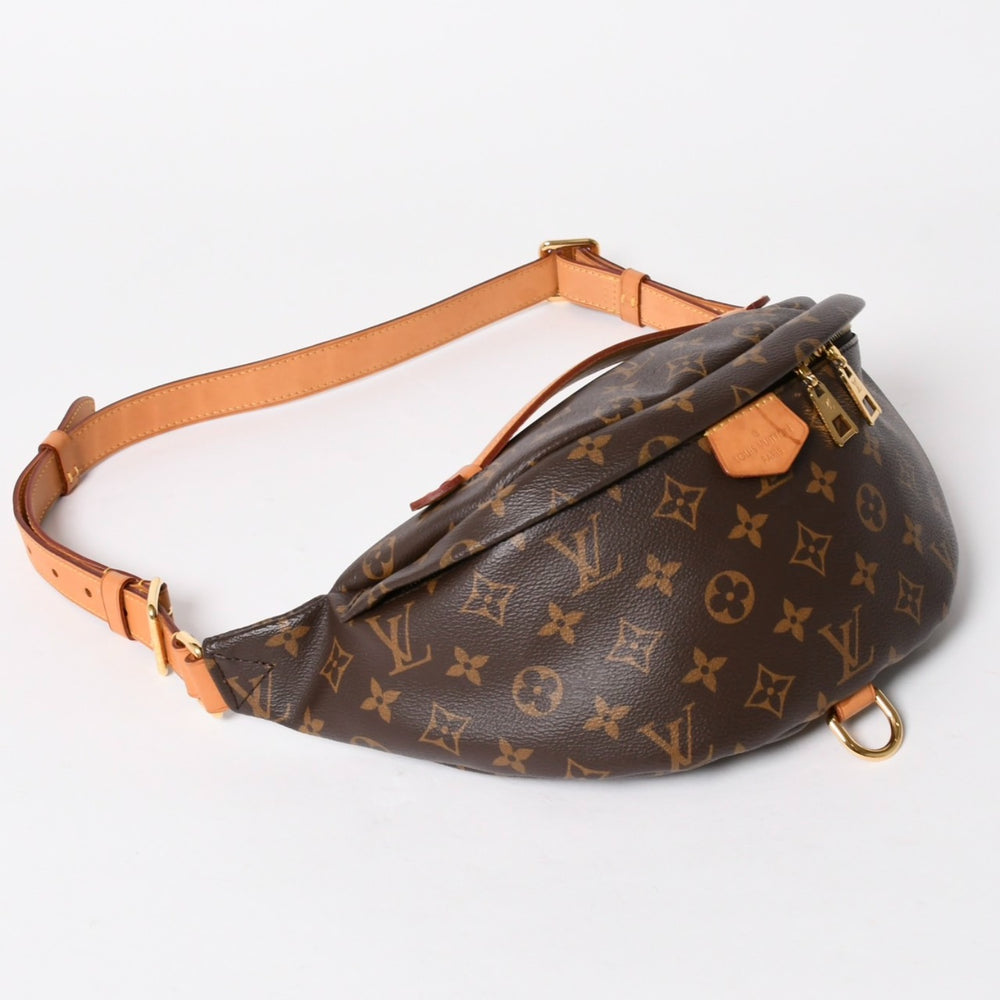 極美品 LOUIS VUITTON ルイ ヴィトン バムバッグMM ショルダーバッグ M43644 ブラウン モノグラムキャンバス レザー ゴールド金具 中古 4a005649