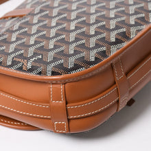 Load image into Gallery viewer, 極美品 GOYARD ゴヤール ベルヴェデーレPM クロスボディバッグ ブラウン PVCコーティングキャンバス レザー シルバー金具 中古 4a005655