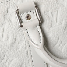 画像をギャラリービューアに読み込む, 極美品 ルイヴィトン LOUIS VUITTON キーポル・バンドリエール 25 トリヨンモノグラム M23163 ミネラルグレー 中古 4a005630