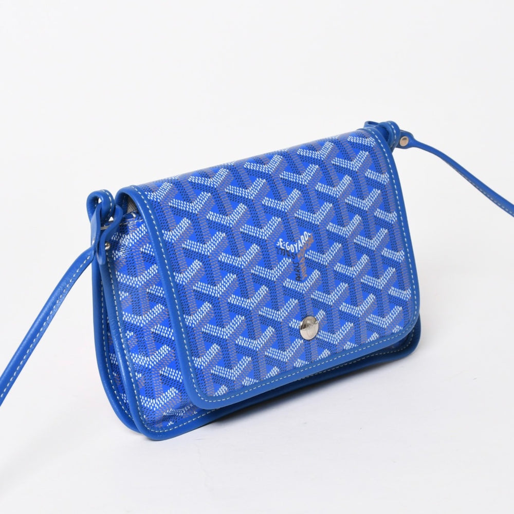 Very Good Condition GOYARD Plume Pouch Wallet Shoulder Bag PLUMETPMLTY10CL10P Blue Silver Hardware Used 4a005683