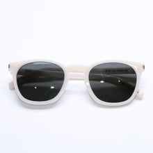 画像をギャラリービューアに読み込む, SAINT LAURENT サンローランパリ サングラス アイウェア ホワイトテンプル SL 28 041 サイズ49◻︎23 140 美品 中古 4a005006
