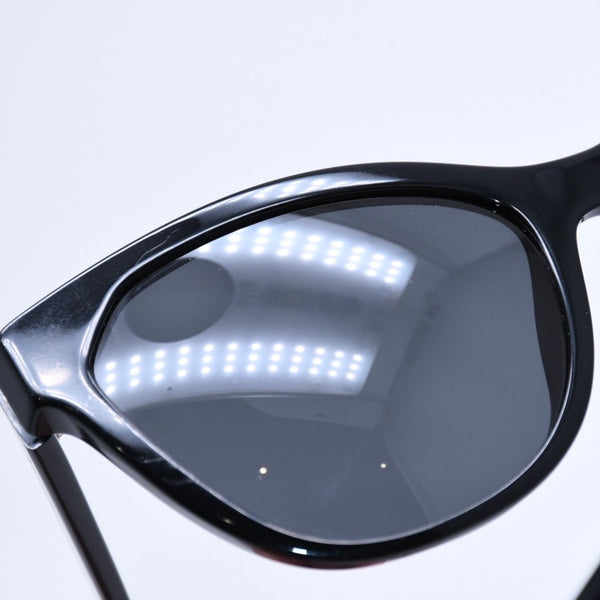 PRADA プラダ サングラス アイウェア キャットアイサングラス SPR 15V サイズ56◻︎19 ブラック シルバーロゴ 美品 中古 4a005168