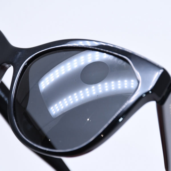 PRADA プラダ サングラス アイウェア キャットアイサングラス SPR 15V サイズ56◻︎19 ブラック シルバーロゴ 美品 中古 4a005168