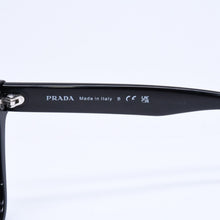 画像をギャラリービューアに読み込む, PRADA プラダ サングラス アイウェア キャットアイサングラス SPR 15V サイズ56◻︎19 ブラック シルバーロゴ 美品 中古 4a005168