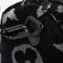 Load image into Gallery viewer, 新品同様品 ルイヴィトン LOUIS VUITTON キーポル・バンドリエール 25 ボストンバッグ モノグラムエクリプス タフタージュ M45438 中古 4a005635