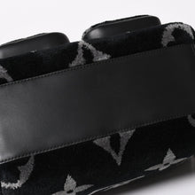 Load image into Gallery viewer, 新品同様品 ルイヴィトン LOUIS VUITTON キーポル・バンドリエール 25 ボストンバッグ モノグラムエクリプス タフタージュ M45438 中古 4a005635