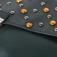 将图片加载到图库查看器，PRADA プラダ クラッチバッグ スタッズ ラインストーン サフィアーノレザー トライアングルロゴ ダークグリーン 美品 中古 4a005637