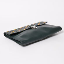 将图片加载到图库查看器，PRADA プラダ クラッチバッグ スタッズ ラインストーン サフィアーノレザー トライアングルロゴ ダークグリーン 美品 中古 4a005637