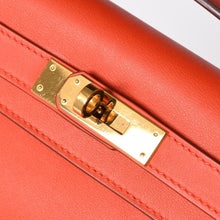 Load the image into the gallery viewer. Like new HERMES KELLY CUT Kelly cut handbag Vaux Swift Capucines Silver hardware T stamp Used 4a005774