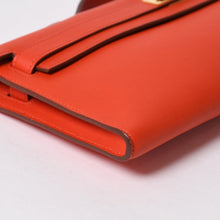Load the image into the gallery viewer. Like new HERMES KELLY CUT Kelly cut handbag Vaux Swift Capucines Silver hardware T stamp Used 4a005774