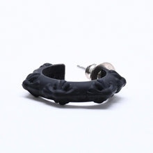 画像をギャラリービューアに読み込む, 新品未使用品 CHROME HEARTS クロムハーツ ラバー RUBBER HOOP CROSS SML クロスバンドフープシリコンピアス 重量0.71 ブラック 中古 4a005748