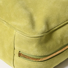 将图片加载到图库查看器，極美品 MIU MIU ミュウミュウ ボー スエードバッグ Tote Bag トートバッグ 5BB117 グリーン ゴールド金具 中古 4a005638