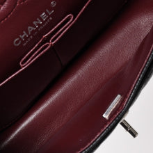 将图片加载到图库查看器，新品同様 CHANEL シャネル マトラッセ23 Wフラップ Wチェーンショルダーバッグ ランダム番台 ココマーク キャビアスキン ブラック 中古 4a005676