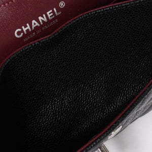新品同様 CHANEL シャネル マトラッセ23 Wフラップ Wチェーンショルダーバッグ ランダム番台 ココマーク キャビアスキン ブラック 中古 4a005676